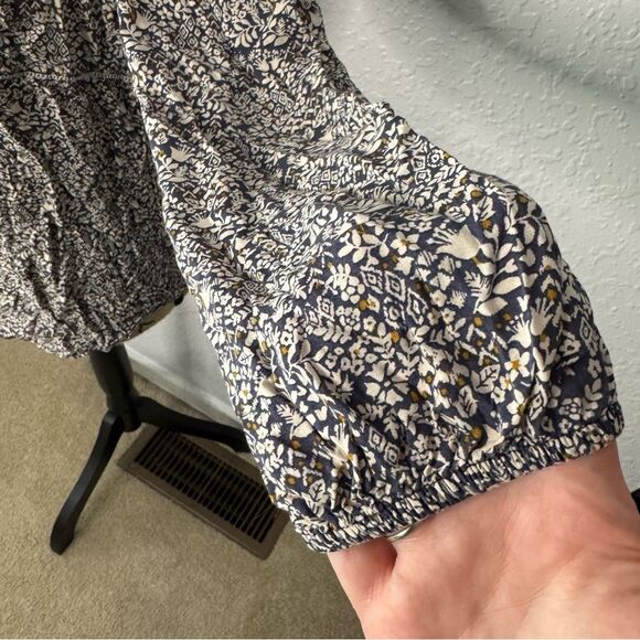 Lucky Brand Floral V Neck Long Sleeve Top Size S Boho Peasant 70s Hippie Casual - Picture 3 of 9